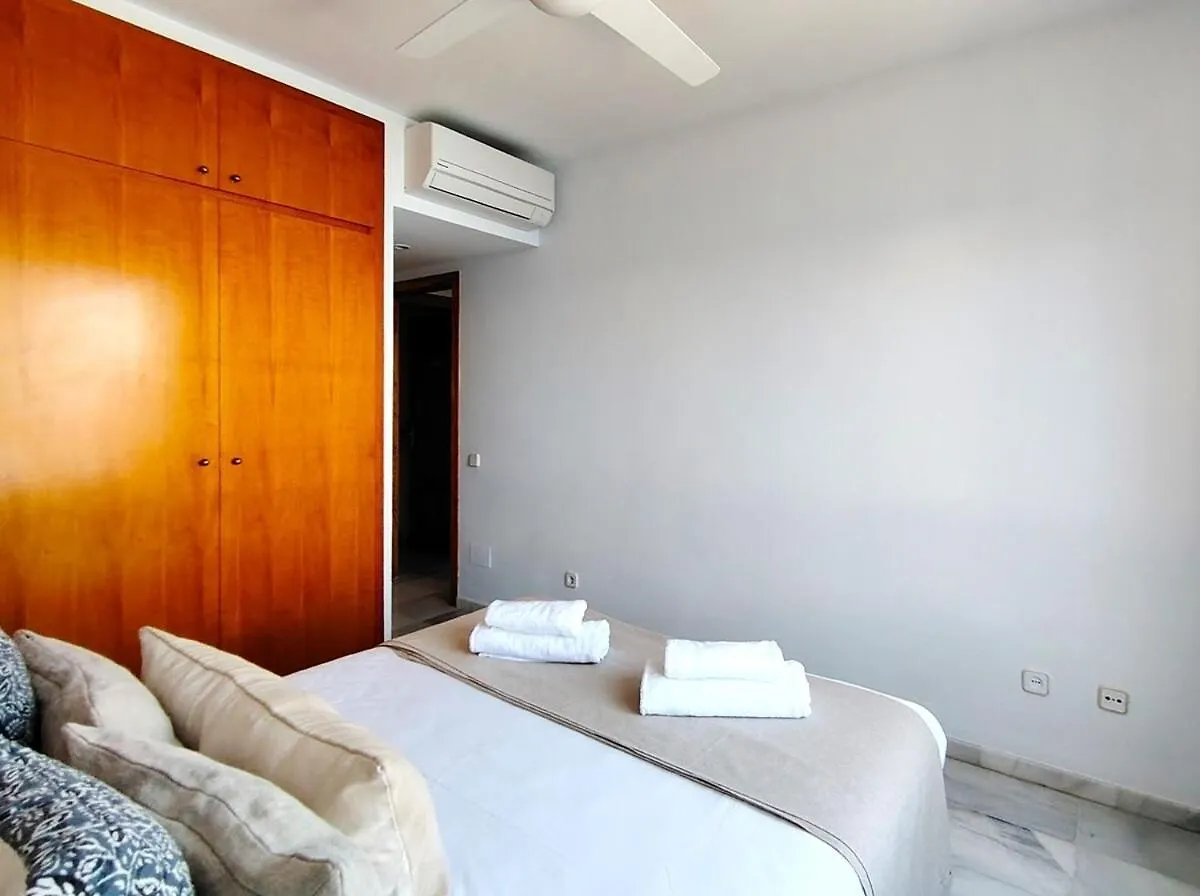 Oliveros Playa Suites, Terraza Exclusiva Con Vistas Al Mar ロケタス・デ・マル 0*,  スペイン